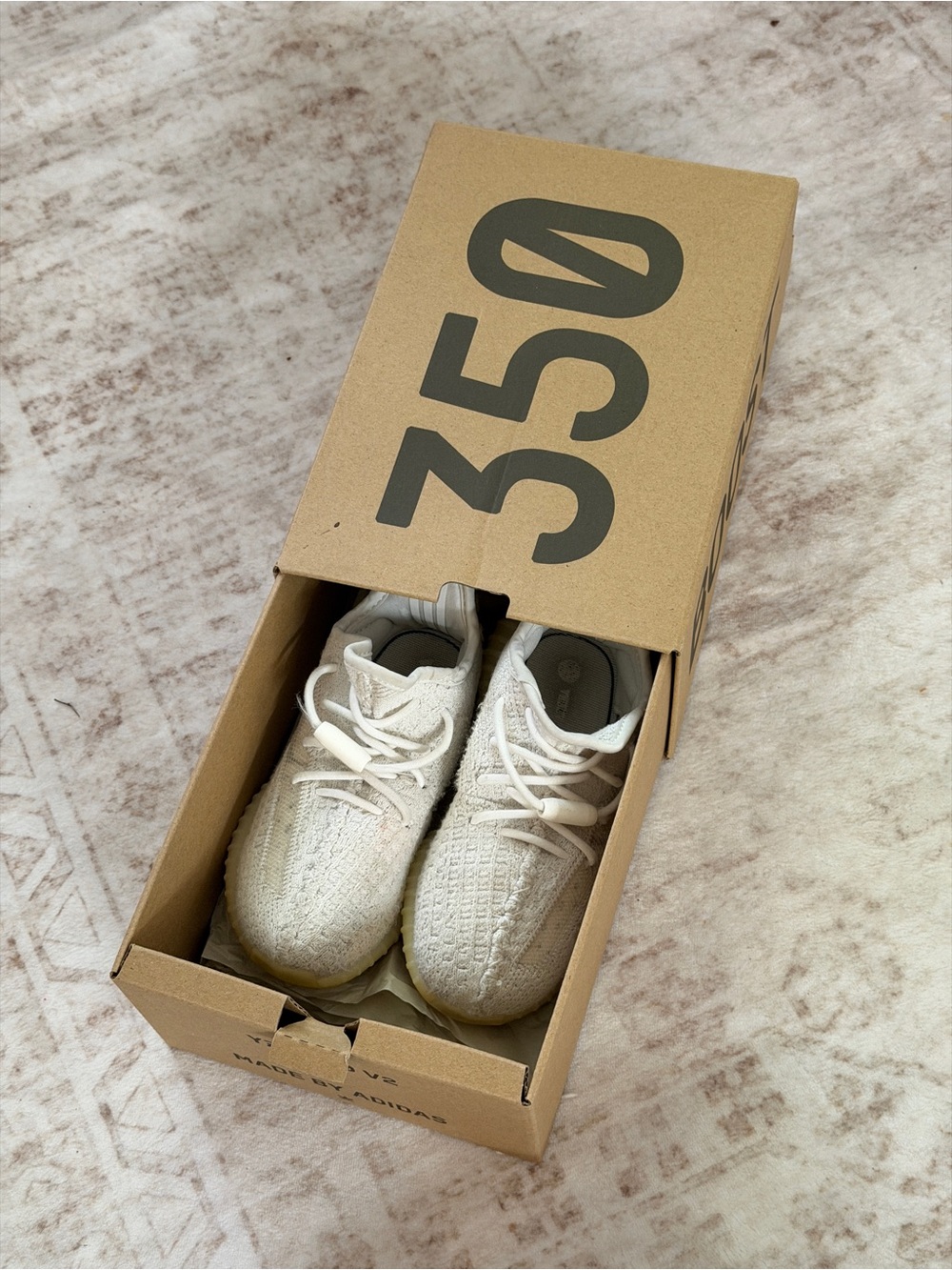 Yeezy Boost 350 v2 Kids White Knit Low-Top Sneakers size US11